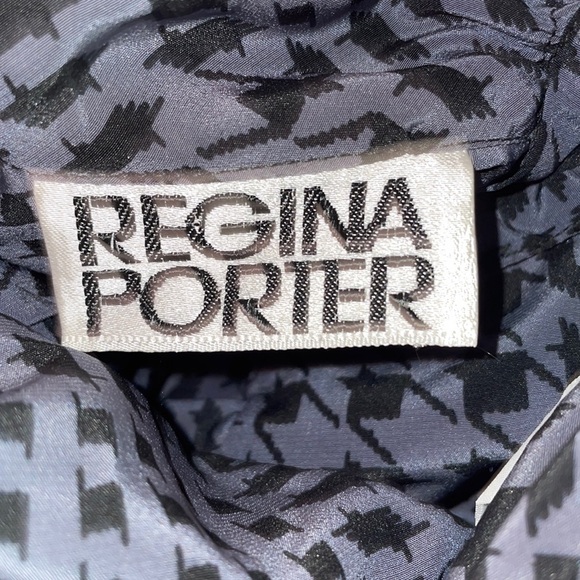 Regina Porter Vintage Women’s Pleated Front High Neck Houndstooth Blouse Size 6 - Picture 4 of 5